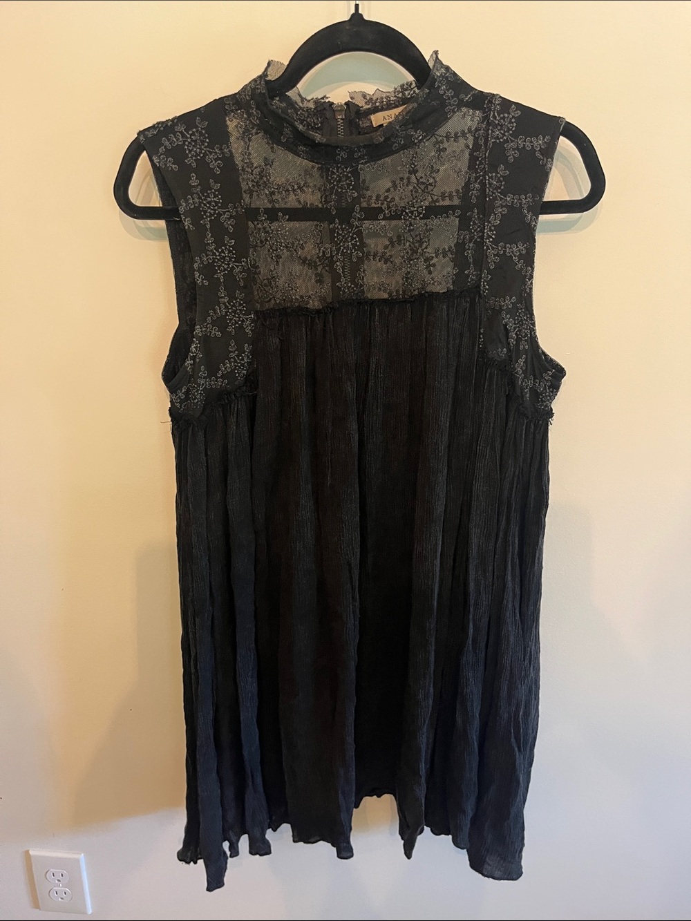 Anama Black Sleeveless Lace Yoke Pleated Mini Dress
